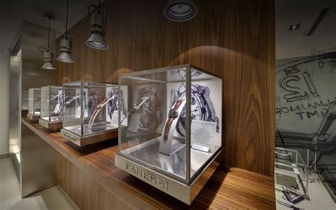 fotos de officine panerai madrid